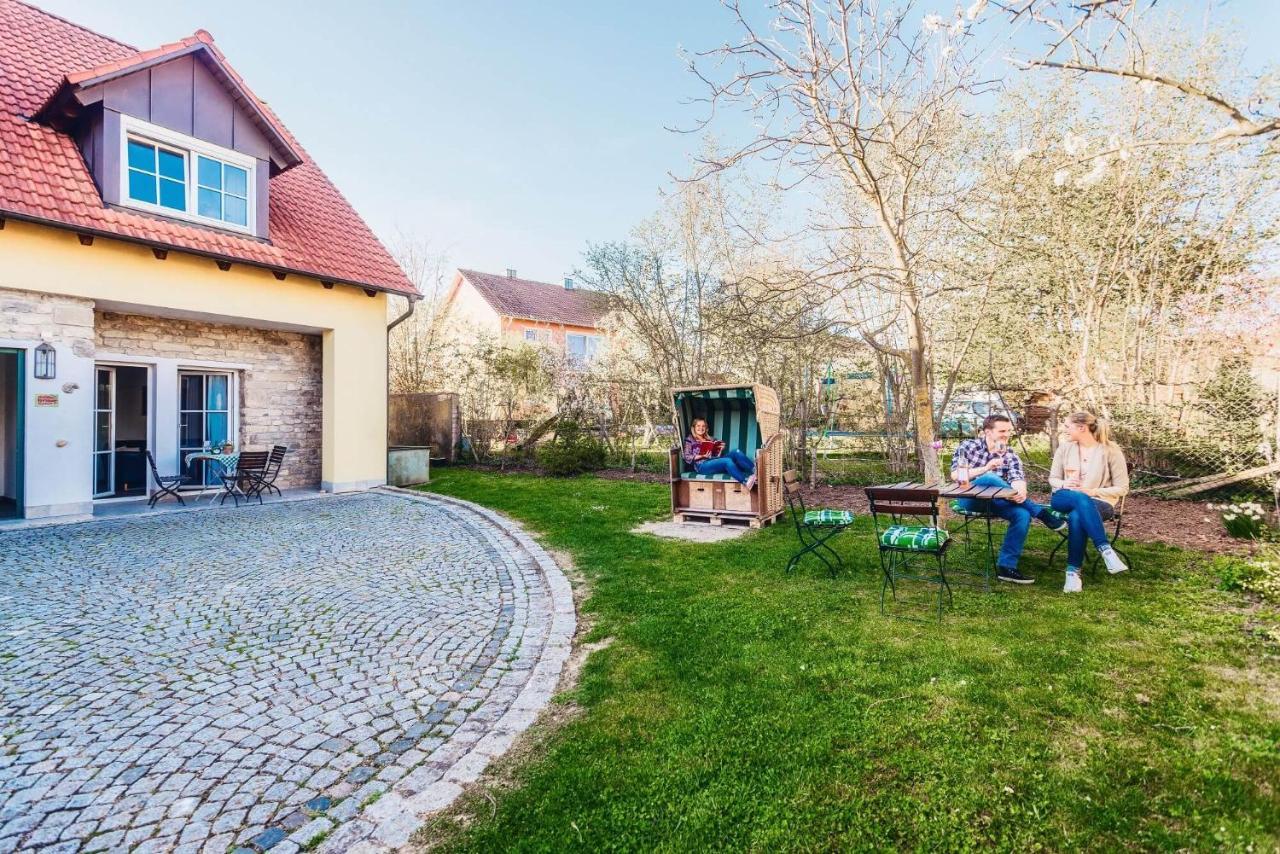 Pension Sankt Urban Sommerach Luaran gambar