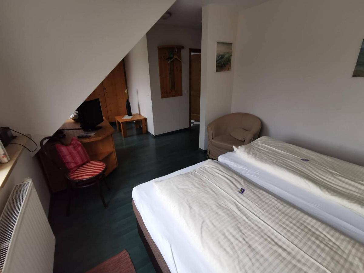 Pension Sankt Urban Sommerach Luaran gambar