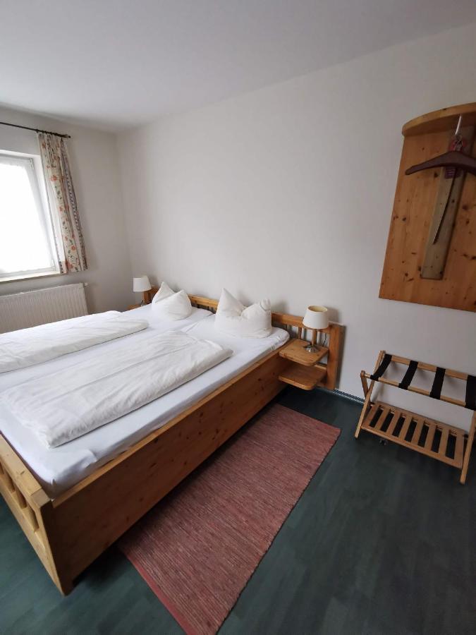 Pension Sankt Urban Sommerach Luaran gambar